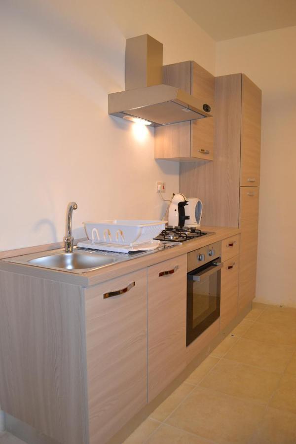La Luna Town House Слима Екстериор снимка